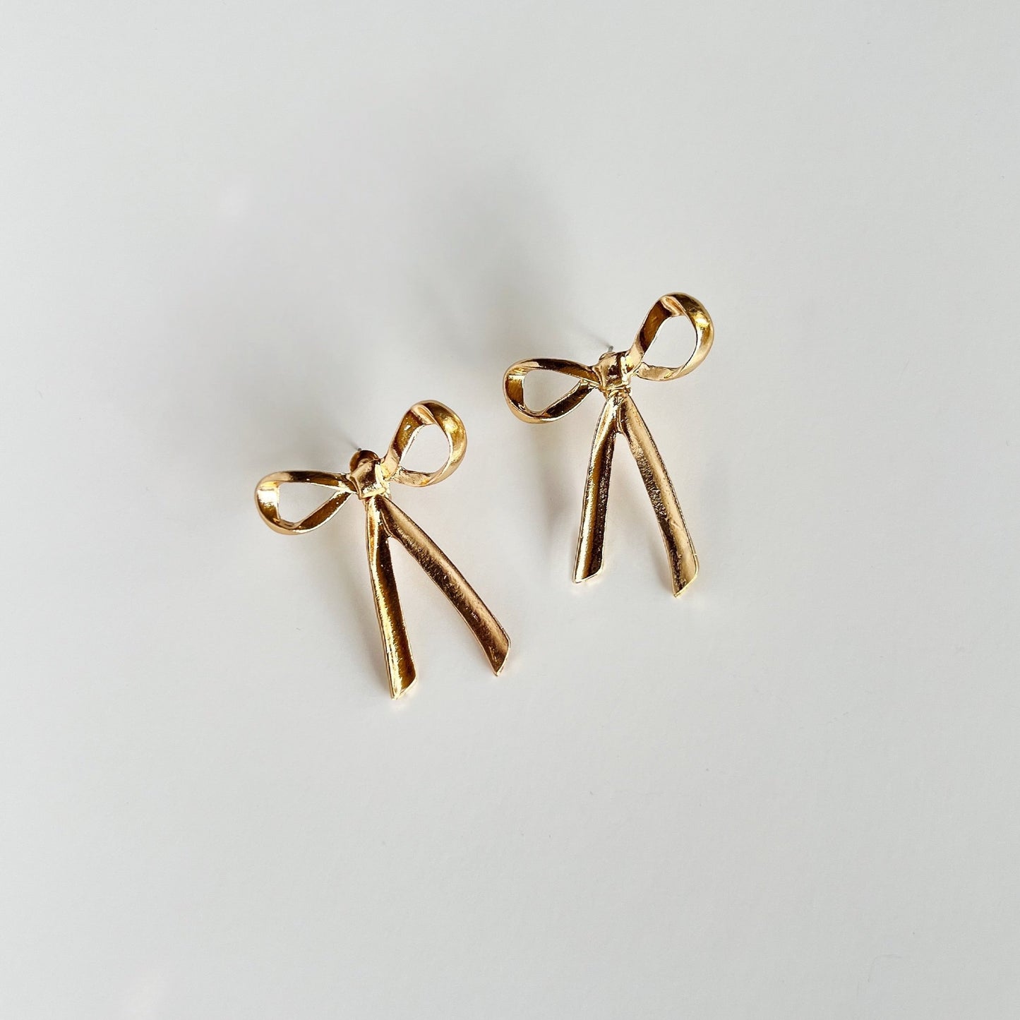 BOW Earring