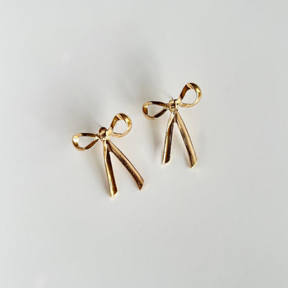 BOW Earring