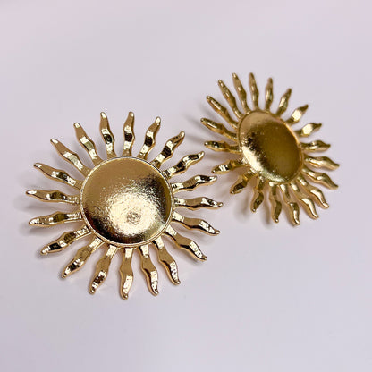 SUNKISS Stud