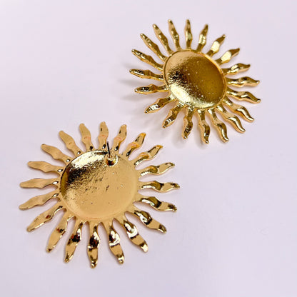 SUNKISS Stud