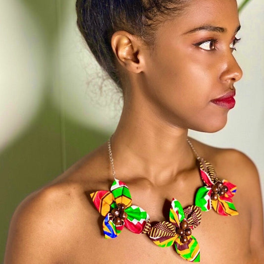 Take Me To The Tropic Necklace