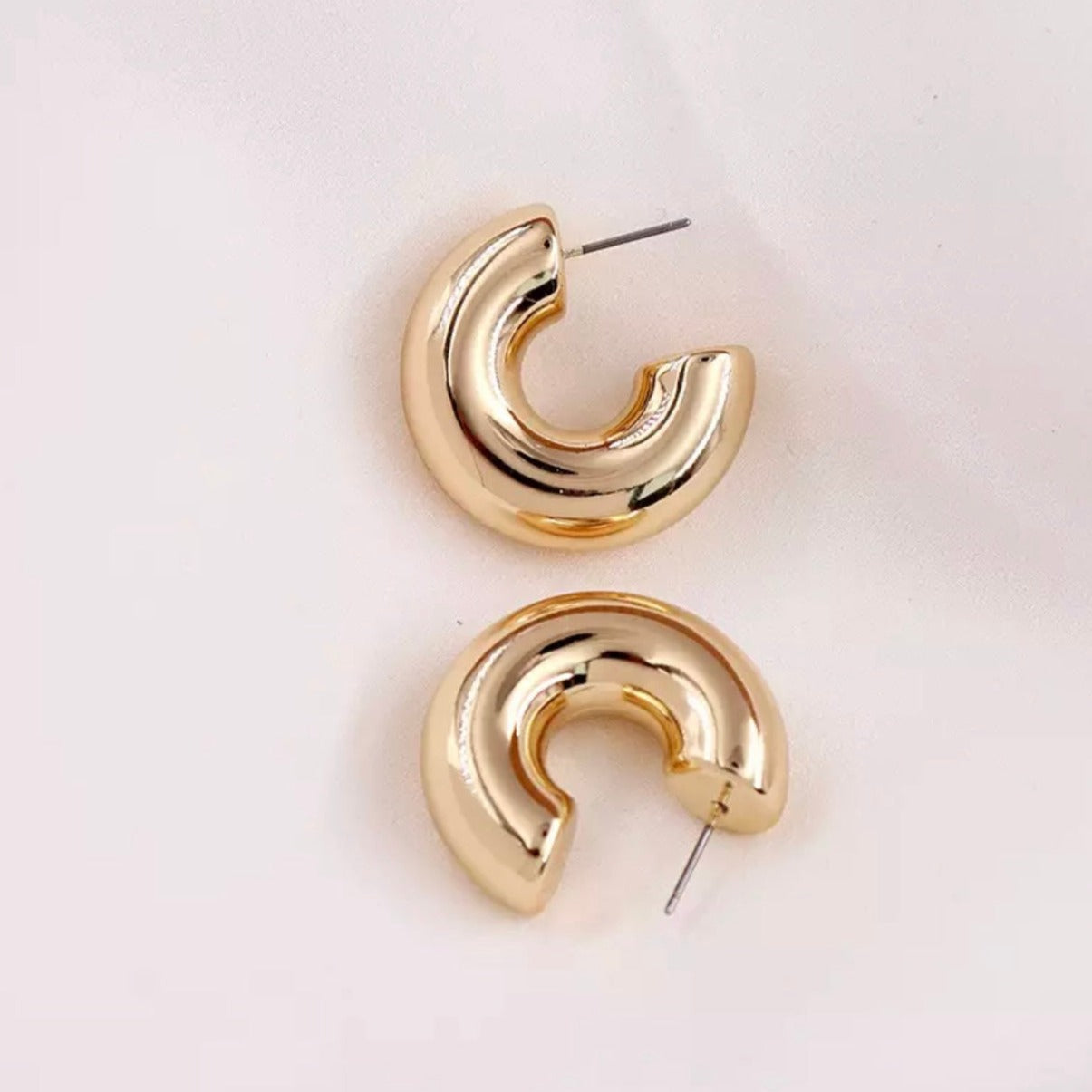 Luna Chunky Hoop Earrings